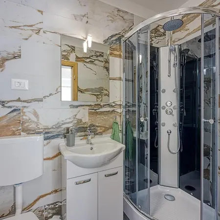 Nena Apartament *