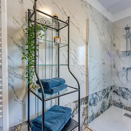 Nena Apartment *